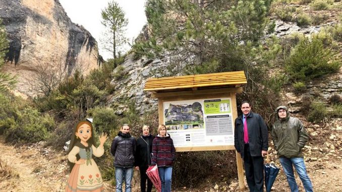 Senderismo en la Vía Ferrata de Fuertescusa (Tierra Galana, Cuenca)